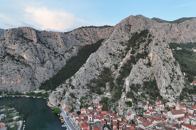 3-Hour Via-Ferrata Adventure in Fortica Fortress - Following the Wire Ridge: Climbing With Views That Keep Moving