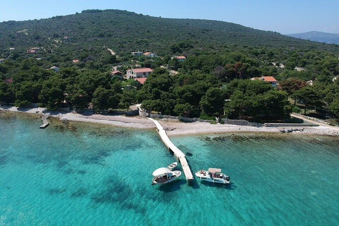 Adriatica Tour ( Blue Lagoon and Solta) from Trogir or Split - Stop 3: Nečujam Bay for snorkeling around a sink-boat and wreck