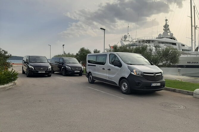 Airport shuttle - Should you book this Split shuttle?