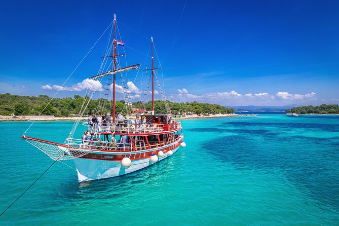 All-Inclusive Blue Lagoon & 3 Island Boat Tour with Food & Drinks - Why This Split Boat Day Feels Good Value