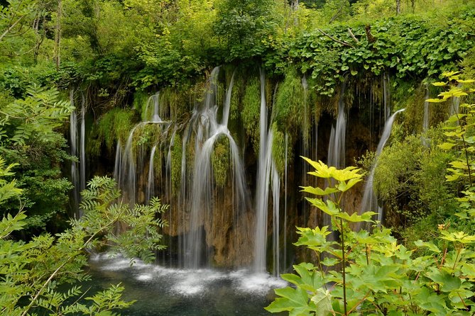 All inclusive luxury daytrip Plitvice Lakes from Split or Trogir - Luxury day-trip timing: 6 to 10 hours that still feels manageable