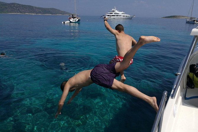 Blue Cave and Hvar island - five island tour from Split - A Small-Group Five-Island Boat Day From Split