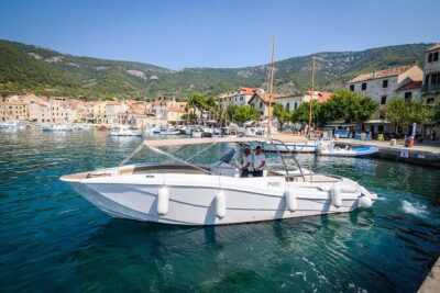 Blue cave & Hvar (5 Islands) private tour from Split or Trogir - The Timing Reality: 8:00 AM Start and an 11-Hour Sea Day