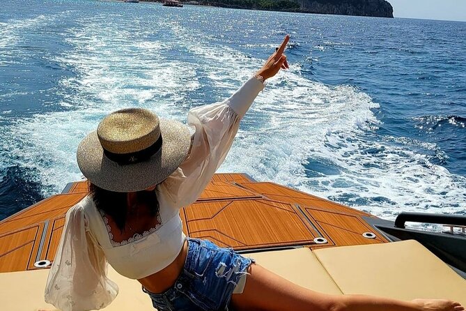 Blue Cave & Hvar, 5 Islands Speedboat with Luxury Seats in Shade - Boat Comfort and Captains: Shade, Music, and the Pace
