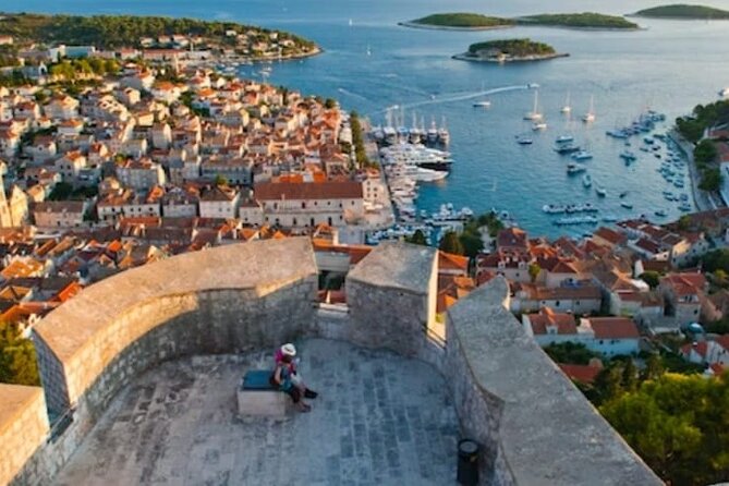 Blue Cave & Island Escape: A Unique 6-Island Adventure from Split - Carpe Diem Bar and the Hvar Town break: why the schedule doesn’t end with water