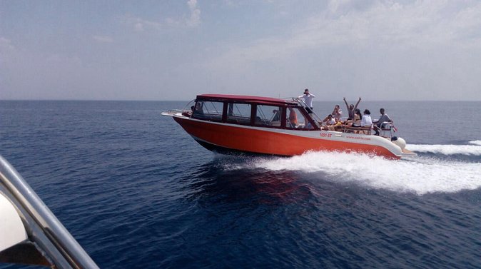 Blue Cave Tour - Five Island Small Group Tour from Split - Getting There: 7:30 Departure and What the Boat Feels Like