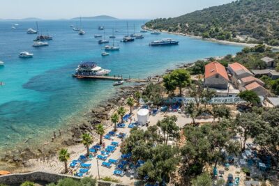 Blue Lagoon & 3 Islands Cruise with Lunch from Split - Stop 1: Ciovo’s Quiet Bay for a First Swim