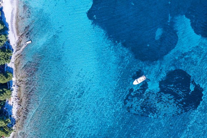 Blue Lagoon and Trogir Half-Day Speedboat Tour from Split - Your packing checklist for a comfy boat-and-beach day