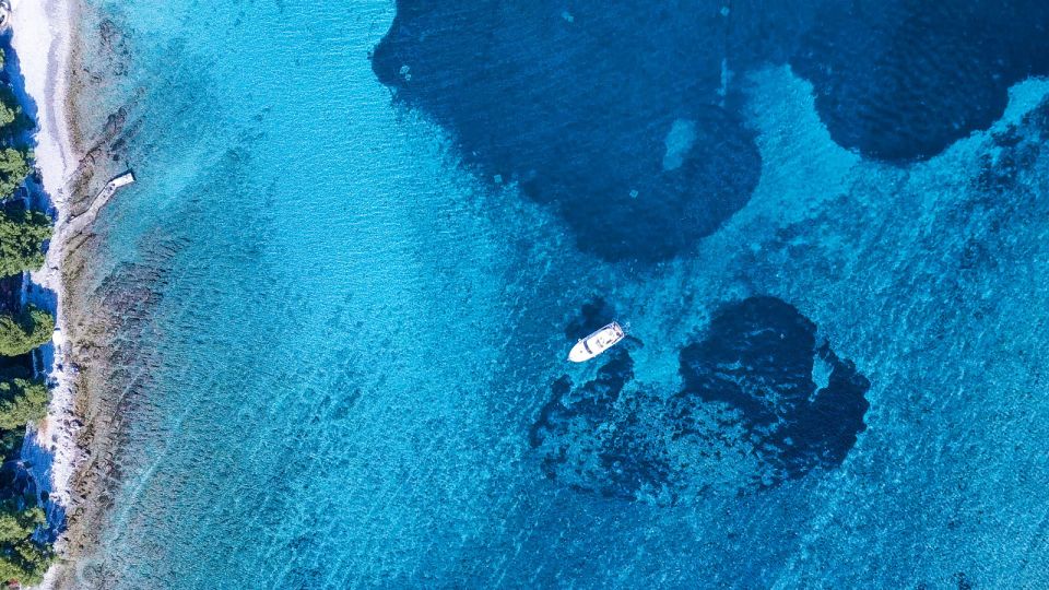 Blue Lagoon and Trogir Half-Day Speedboat Tour from Split - Who should book this—and who should skip it