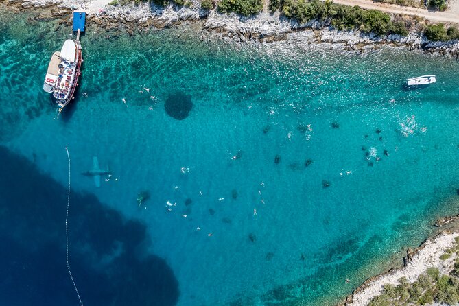 Blue Lagoon & Underwater Museum from Split with Lunch & Drinks - Snorkeling gear deposit and sea-sense tips that actually help