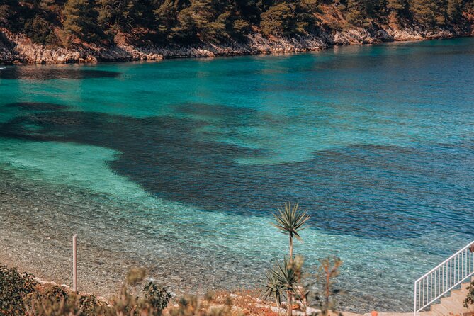 Brac, Hvar, & Solta Day Trip: Snorkeling, Wine & Lunch from Split - Solta’s secluded water time: snorkel, SUP, and swimming breaks