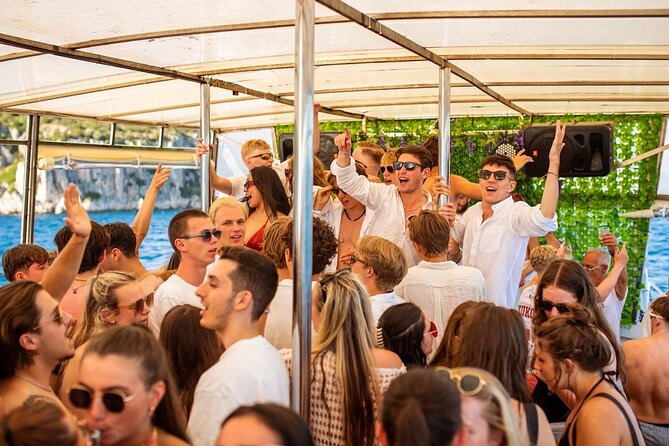 Captain’s Boat Party Split–Blue Lagoon Swim Stop + Free Shots &DJ - The Nightlife Bonus: Free Club Entry After the Boat