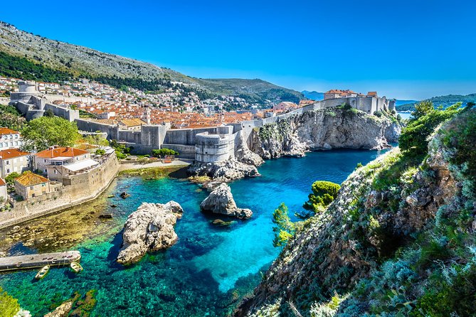 Dubrovnik Guided Group Tour with Ston Oyster tasting from Split & Trogir - First Steps in Dubrovnik: Stradun and the Franciscan Complex