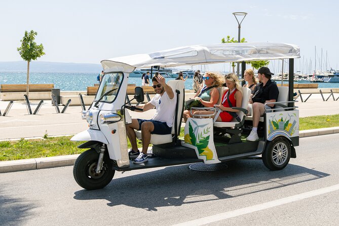 Eco City Tour Split - Bacvice Beach First: Quick Sand, Fast Context