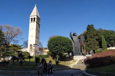 Experience Split History Walking Tour With Local Historian - Golden Gate orientation and the Gregory of Nin moment