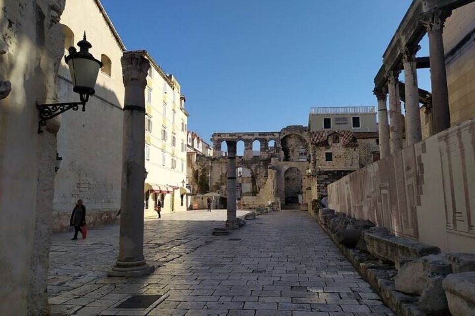 Experience Split History Walking Tour With Local Historian - Diocletian’s Cellars: understanding the palace from below