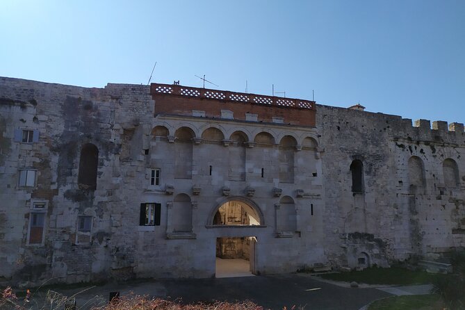 Experience Split With Local Professional Historian - Private - Key highlights worth planning for