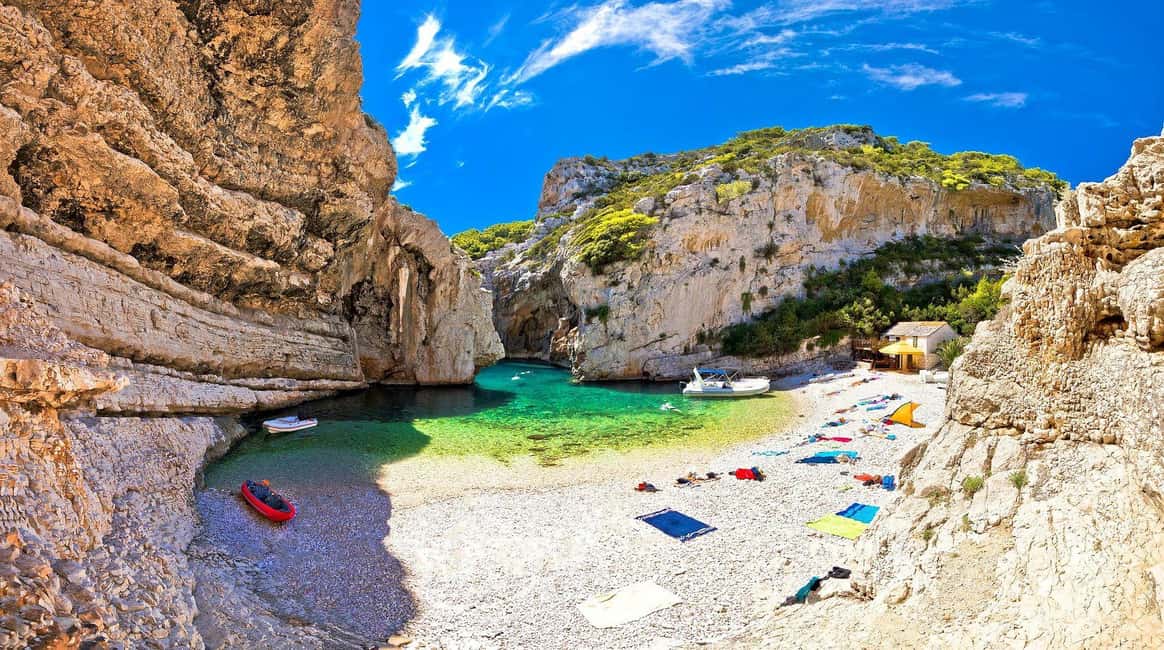 From Split: 5 Islands and Blue Cave Boat Tour - Hvar Island Sightseeing: Ending With Real Town Time