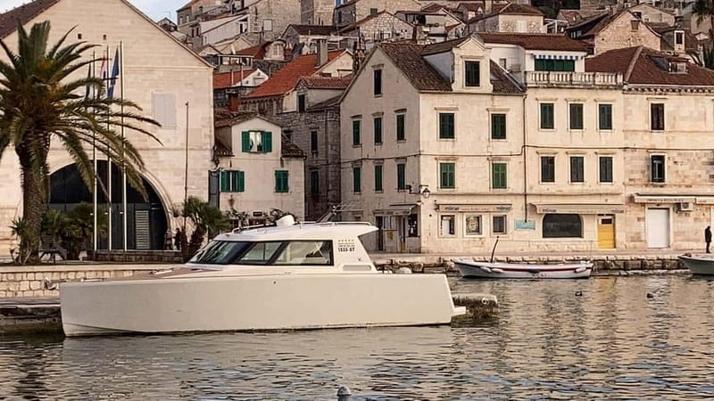 From Split: 5 Islands and Blue Cave Boat Tour - Brand New Luxury Speed Boats and a Small-Group Feel