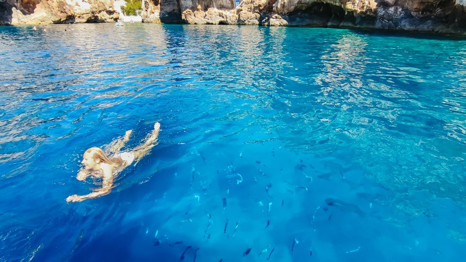 From Split: Blue Cave & 5 Islands with Vis & Hvar Boat Tour - Key Things I’d Watch For