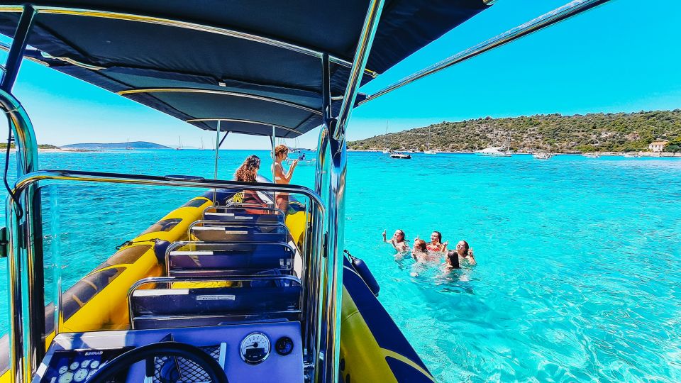 From Split: Blue Cave & 5 Islands with Vis & Hvar Boat Tour - Speedboat Comfort and Safety: What to Expect on the Ride