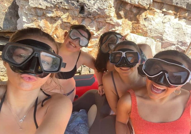 From Split: Blue Cave, Hvar, Mamma Mia, 5 Islands boat Tour - From Prokurative to Biševo: the morning run that sets the tone