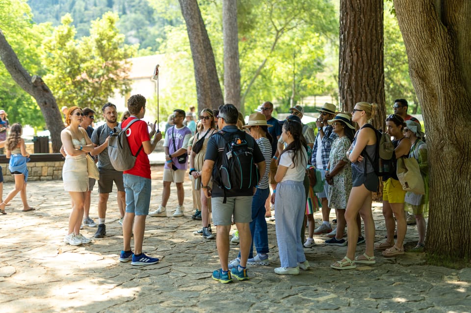From Split: Krka Waterfalls day tour & wine tasting - Skradin break and wine tasting: what happens after the waterfalls