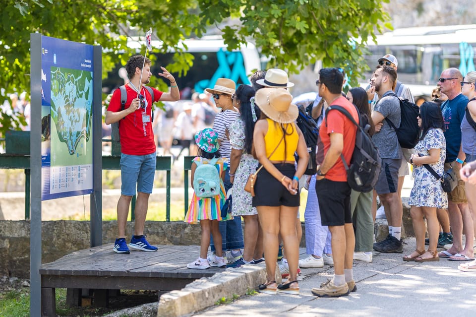 From Split: Krka Waterfalls day tour & wine tasting - Wine tasting with olive oil and cheese: a short stop that still matters