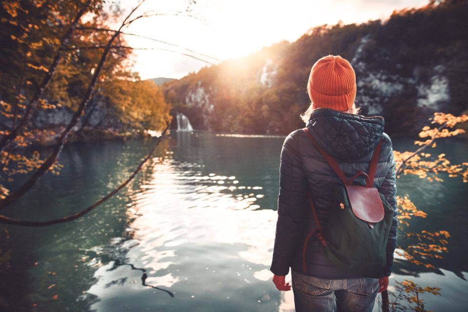 From Split or Trogir: Plitvice Lakes Guided Full-Day Tour - Arriving at a UNESCO site: wooden walkways and the Korana River