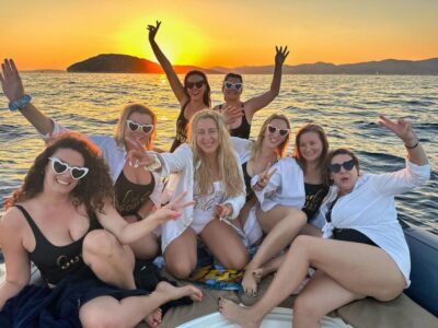 From Split: Private Sunset Boat Tour - Meeting at Split’s promenade: where to show up and what to expect
