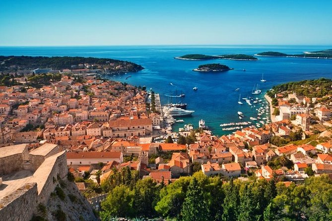 Full-Day Private Boat Tour to Golden Horn, Hvar & Pakleni Islands - Meeting Point in Split and How the Day Starts Smoothly