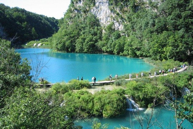 Full-Day Private Plitvice Lakes National Park roundtrip transfer from Split - Key Points at a Glance