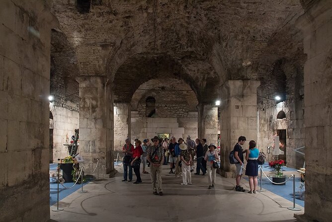 Game Of Thrones Tour Split - small group - Split Turns Into a Game of Thrones Map