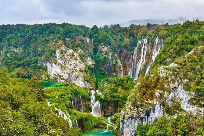 Guided transfer from Split to Zagreb with Plitvice Lakes stop - The transfer part: comfort, luggage, and how drop-off works