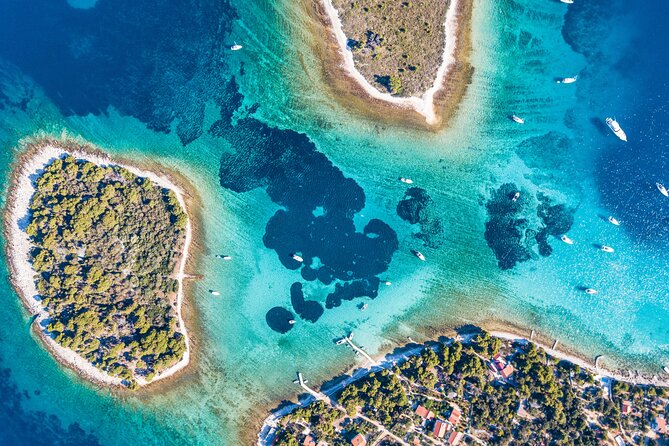 Half Day Tour: Blue Lagoon, UNESCO Town of Trogir, island Ciovo - Split to the Islands: Boat Ride Reality and Smart Packing