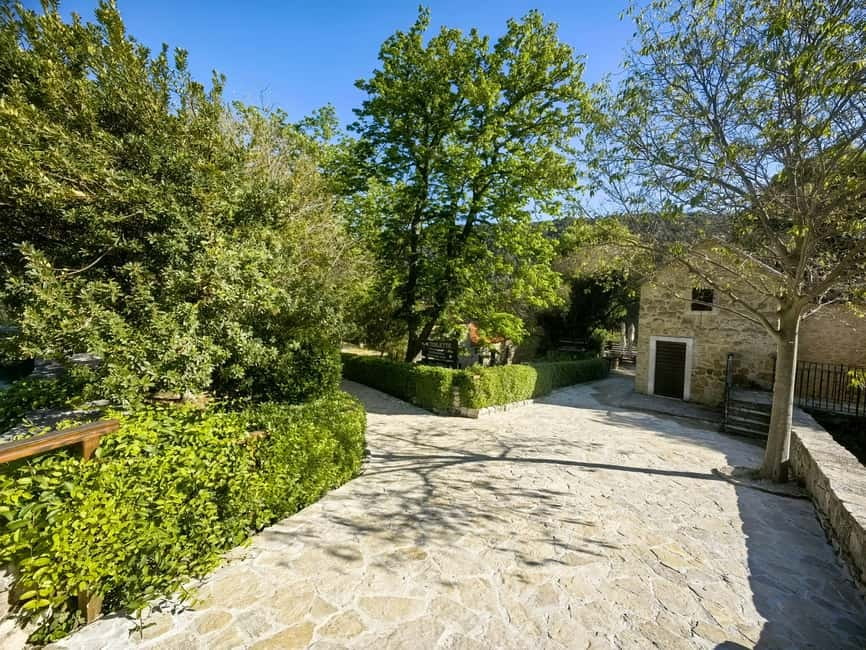 Krka waterfalls tour with lunch from Split - Value and timing: is $53 a good deal?