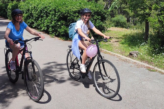 Marjan Park & Split City Bike Tour - Marjan Park: shade, caves, churches, and the climb for island views