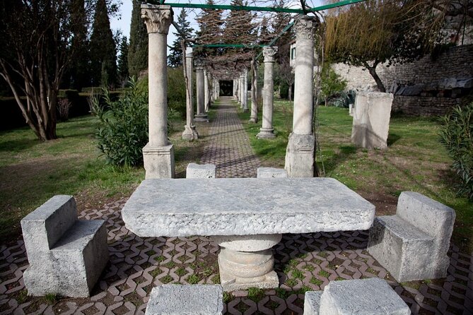 Paint Away: Ancient Salona Tour with Wine, Dine, and Delight! - Who this tour is best for (and who should reconsider)