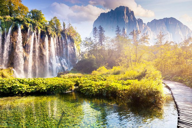Plitvice Lakes Economy Group Tour from Split or Trogir - Split to Plitvice: a long day made easier by the ride