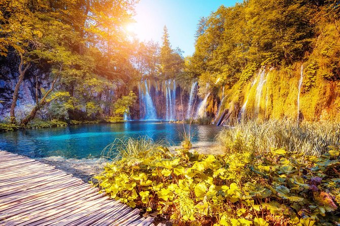 Plitvice Lakes Guided tour with Entrance ticket included - Plitvice from Split: why this day trip works