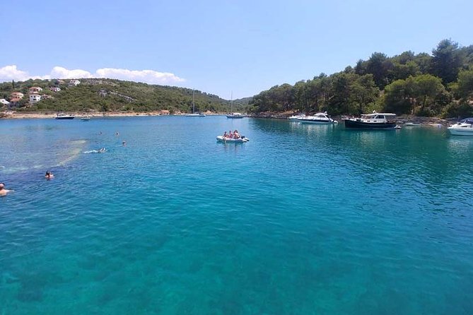 Private boat tour-custom itinerary from Split and Trogir - Boat size choices: comfort and how the day feels