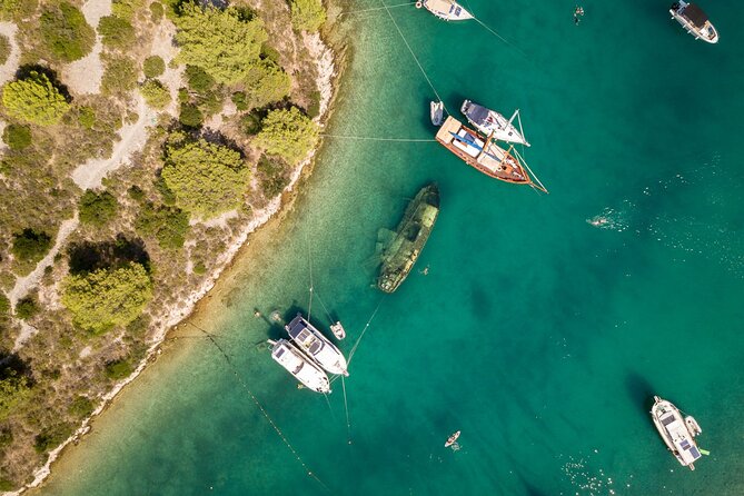 Private Boat tour to the Blue Lagoon & Solta - Swim, Snorkel, Tan and Relax! - Stop 4: Necujam Shipwreck Snorkeling Time