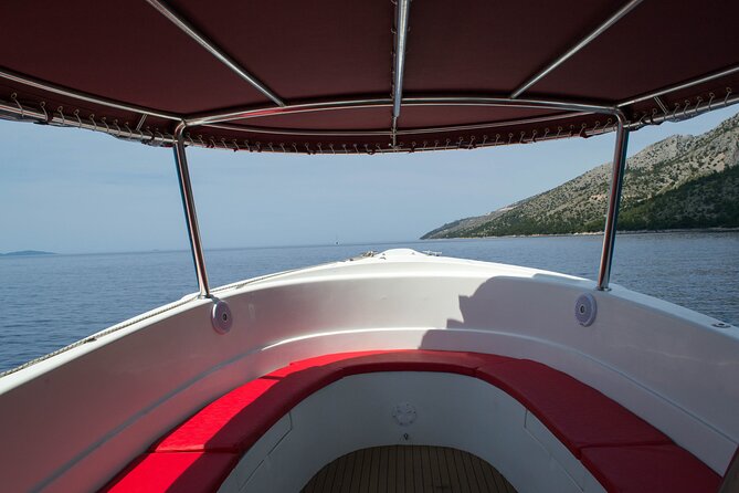 Private boat transfer Split/ Split airport - Hvar - Who this transfer is best for (and who might not need it)