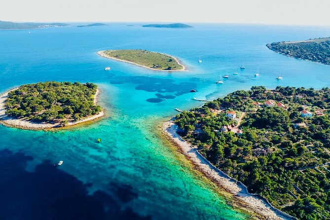 Private Half-Day Boat Tour from Split: Blue Lagoon & 2 Islands - Small-boat freedom from Split and why it matters