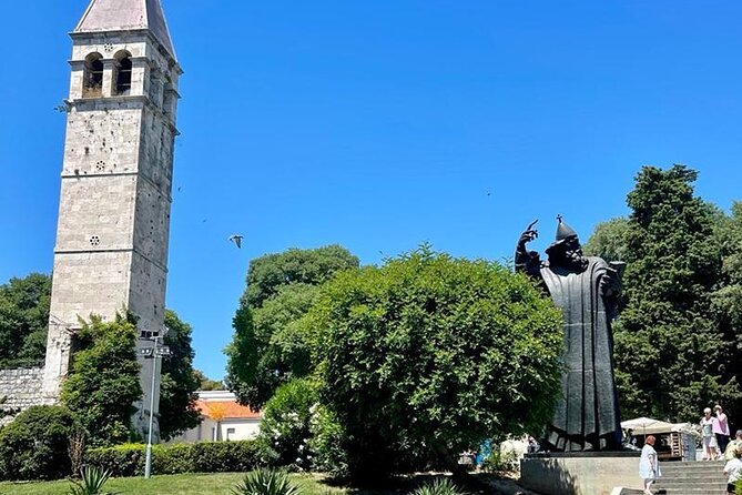 Private History and Trivia Walking Tour by a Local Guide - Fruit’s Square, Pusti me Proć, and the city’s side streets