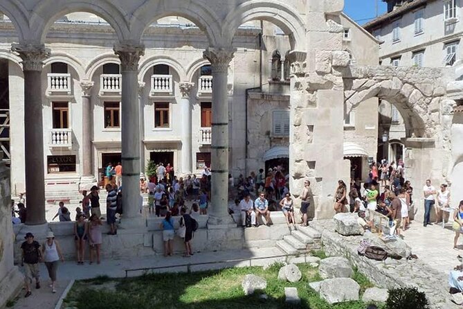 Private History and Trivia Walking Tour by a Local Guide - Narodni trg and Zeljezna Vrata: squares, gates, and noble palaces