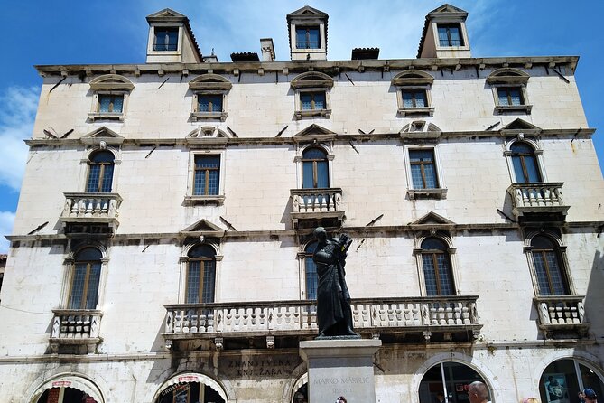 Private History tour - small group - Vestibulum and Diocletian’s private space: seeing power before the public
