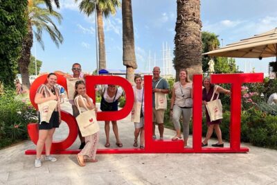 Private Split: Visit Diocletian Palace & Taste Food at the Market - Peristil and Vestibule: the best part is the guide’s pointing