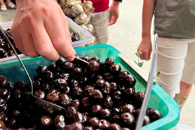 Private Split: Visit Diocletian Palace & Taste Food at the Market - Practical tips for getting more out of it