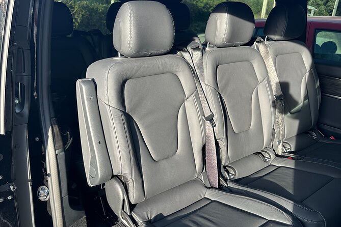 Private transfer from Split airport to Split, 1-7 person - A private Split Airport transfer that cuts the stress